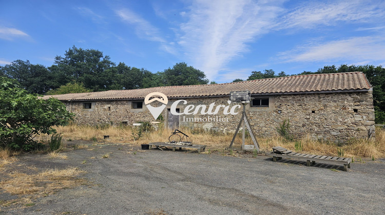 Ma-Cabane - Vente Immeuble Bressuire, 400 m²