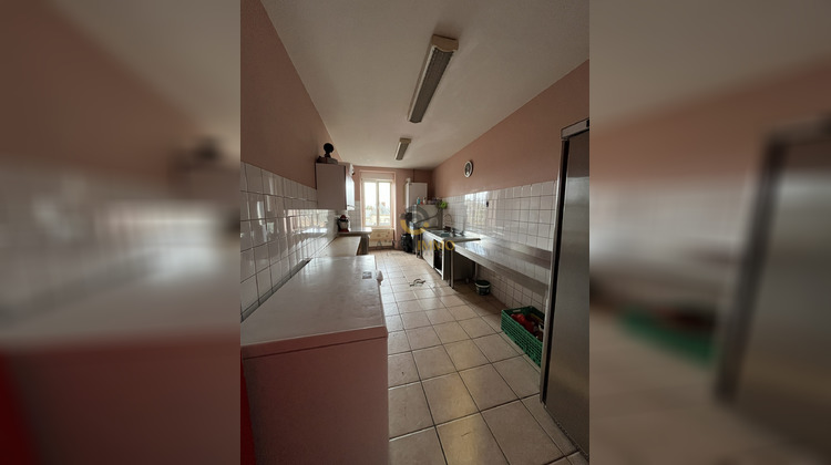 Ma-Cabane - Vente Immeuble Bressuire, 250 m²