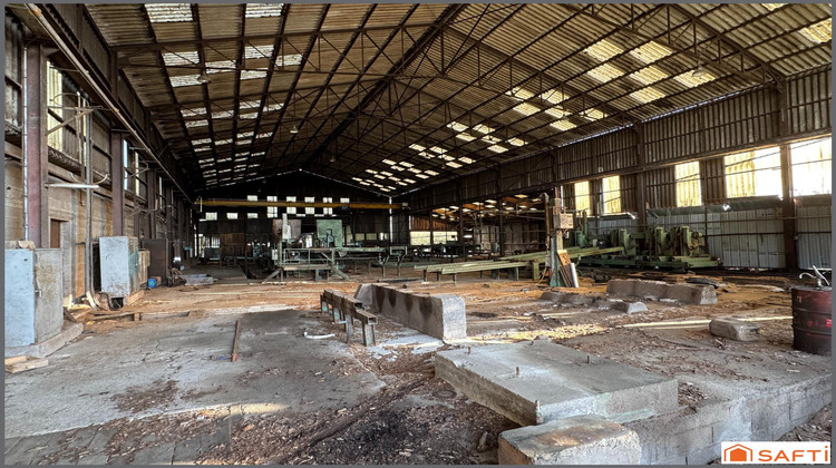 Ma-Cabane - Vente Immeuble Brieulles-sur-Meuse, 2500 m²