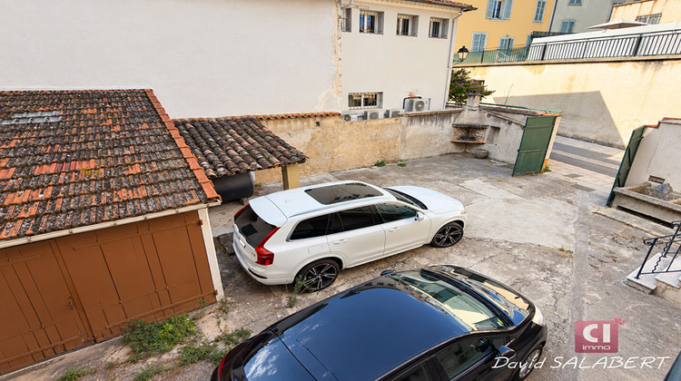 Ma-Cabane - Vente Immeuble BRIGNOLES, 325 m²