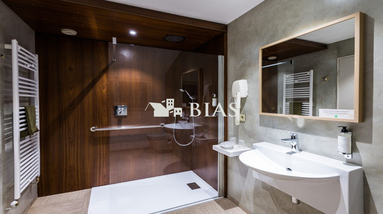 Ma-Cabane - Vente Immeuble Brionne, 1200 m²