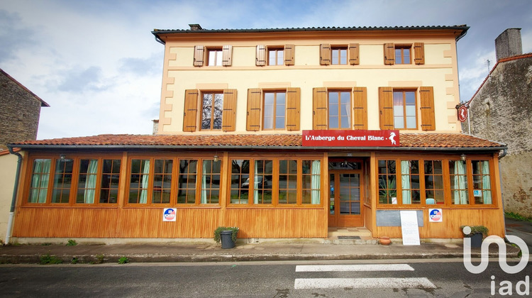 Ma-Cabane - Vente Immeuble Brioux-sur-Boutonne, 456 m²