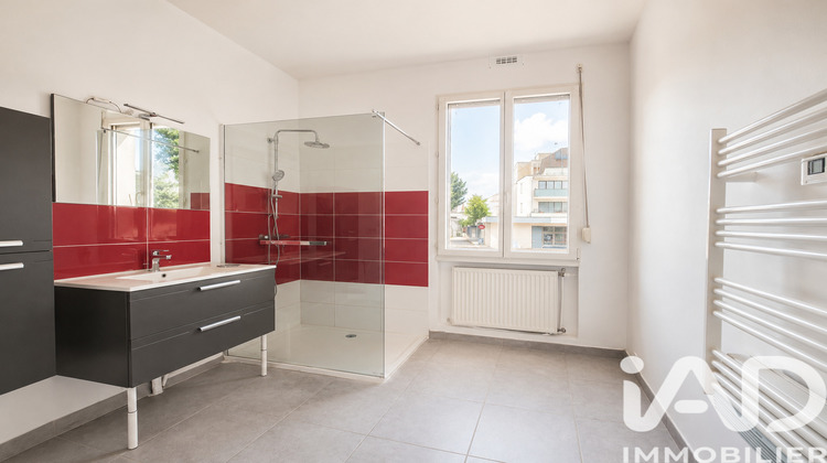 Ma-Cabane - Vente Immeuble Brive-la-Gaillarde, 210 m²