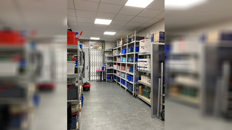 Ma-Cabane - Vente Immeuble Bron, 92 m²