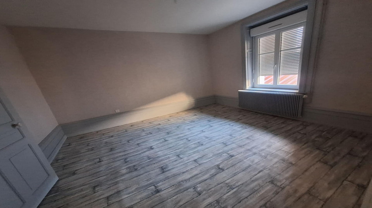 Ma-Cabane - Vente Immeuble Bruyeres, 225 m²