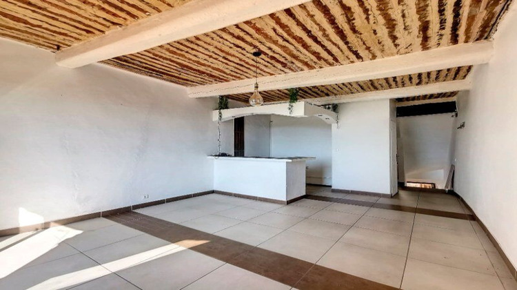 Ma-Cabane - Vente Immeuble Callas, 163 m²