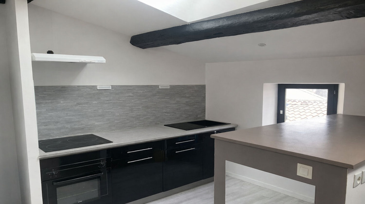 Ma-Cabane - Vente Immeuble CARCASSONNE, 215 m²