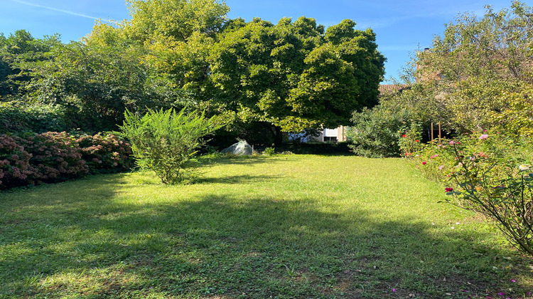 Ma-Cabane - Vente Immeuble CASSENEUIL, 207 m²