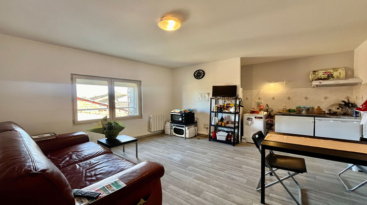 Ma-Cabane - Vente Immeuble CASTELMORON-SUR-LOT, 179 m²