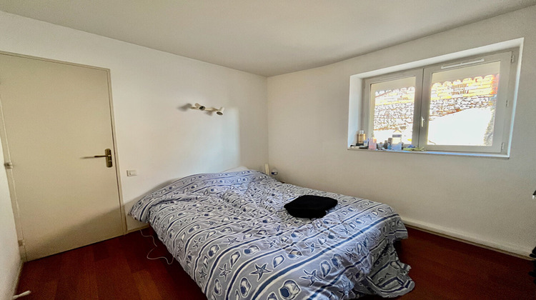 Ma-Cabane - Vente Immeuble CASTELMORON-SUR-LOT, 179 m²