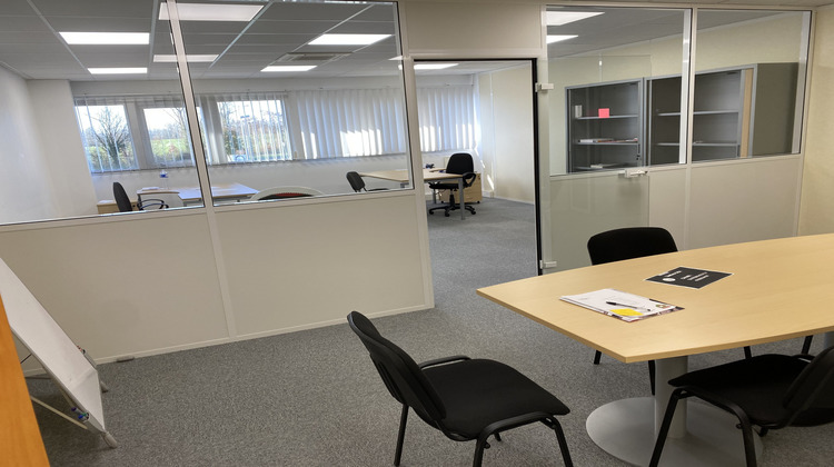 Ma-Cabane - Vente Immeuble Castelnau-d'Estrétefonds, 4040 m²