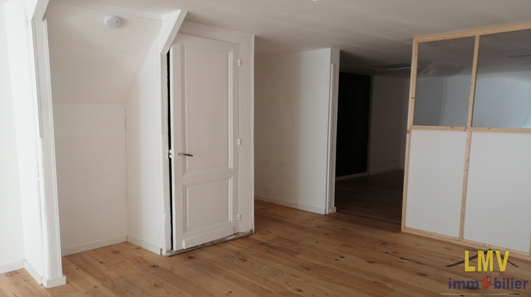 Ma-Cabane - Vente Immeuble Castillon-la-Bataille, 180 m²