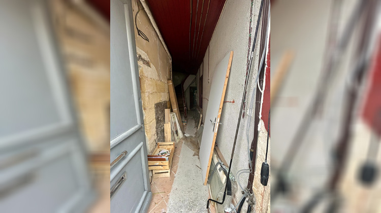 Ma-Cabane - Vente Immeuble Castillon-la-Bataille, 200 m²