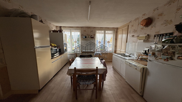 Ma-Cabane - Vente Immeuble Caudebec-lès-Elbeuf, 302 m²