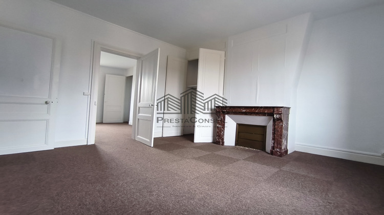 Ma-Cabane - Vente Immeuble Caudebec-lès-Elbeuf, 180 m²