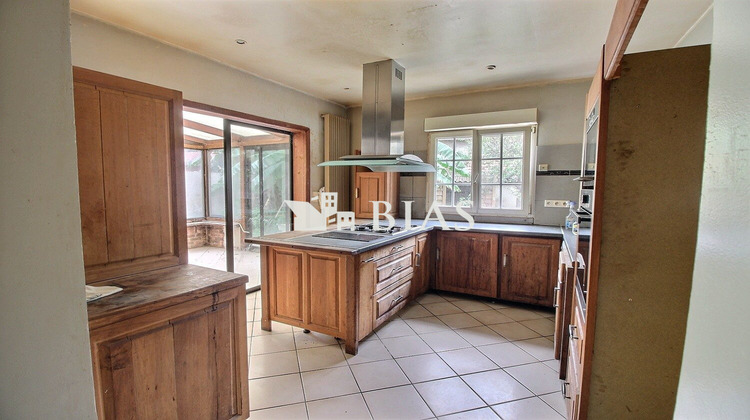 Ma-Cabane - Vente Immeuble Caudebec-lès-Elbeuf, 194 m²