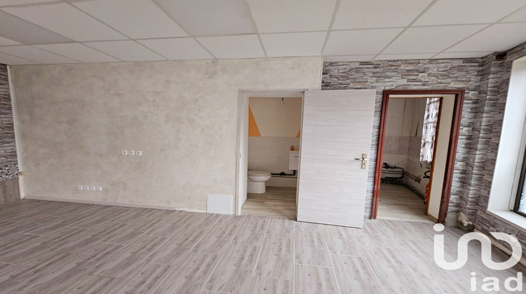 Ma-Cabane - Vente Immeuble Cézy, 40 m²