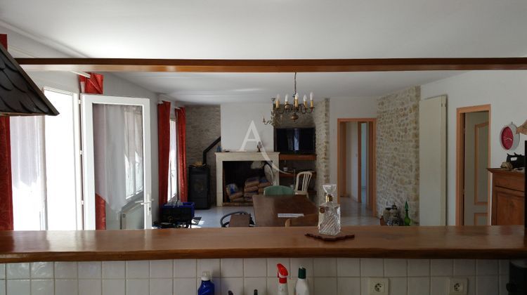 Ma-Cabane - Vente Immeuble CHANIERS, 290 m²