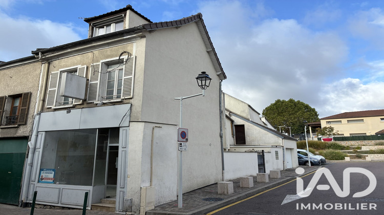Ma-Cabane - Vente Immeuble Chanteloup-les-Vignes, 126 m²