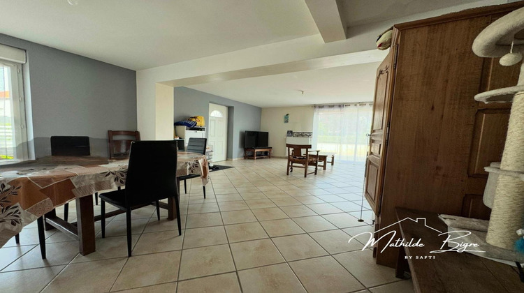 Ma-Cabane - Vente Immeuble Charbonnier-les-Mines, 230 m²