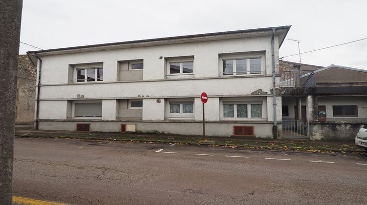 Ma-Cabane - Vente Immeuble CHARMES, 196 m²