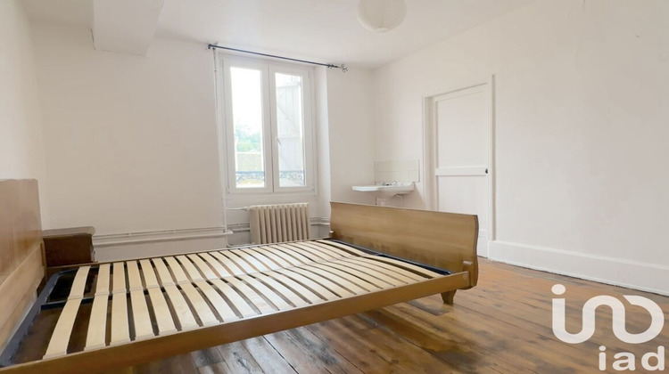 Ma-Cabane - Vente Immeuble Château-Renard, 220 m²