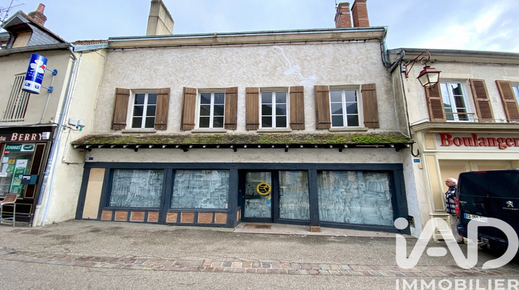 Ma-Cabane - Vente Immeuble Château-Renard, 195 m²