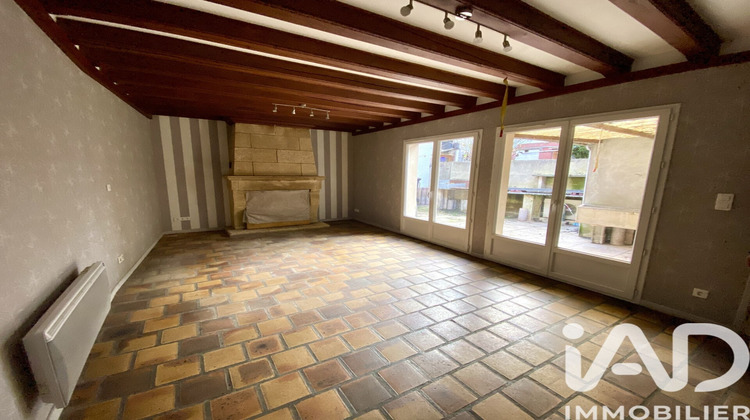 Ma-Cabane - Vente Immeuble Château-Renard, 195 m²