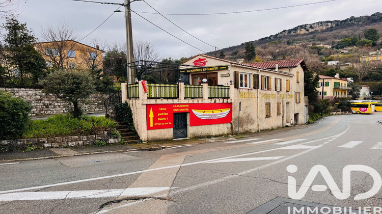 Ma-Cabane - Vente Immeuble Châteauneuf-Grasse, 253 m²