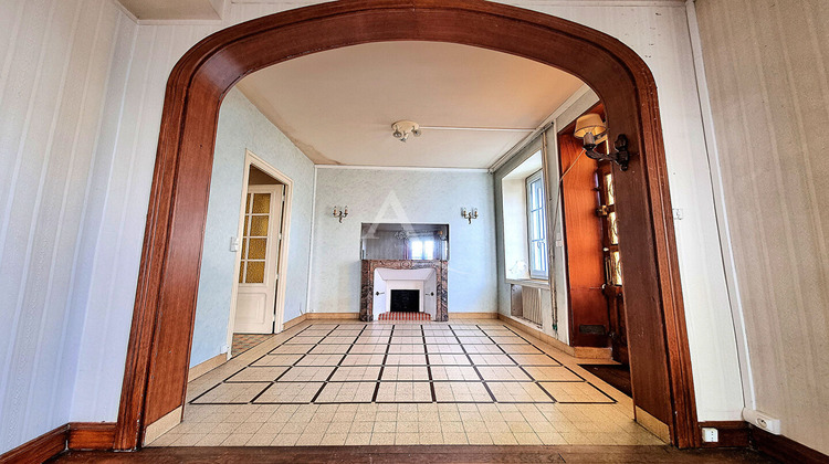 Ma-Cabane - Vente Immeuble CHATEAUNEUF-SUR-SARTHE, 170 m²