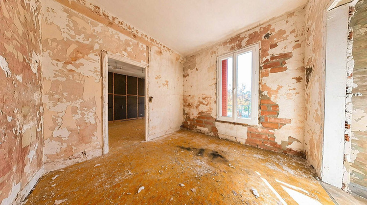 Ma-Cabane - Vente Immeuble Châtel-Guyon, 70 m²