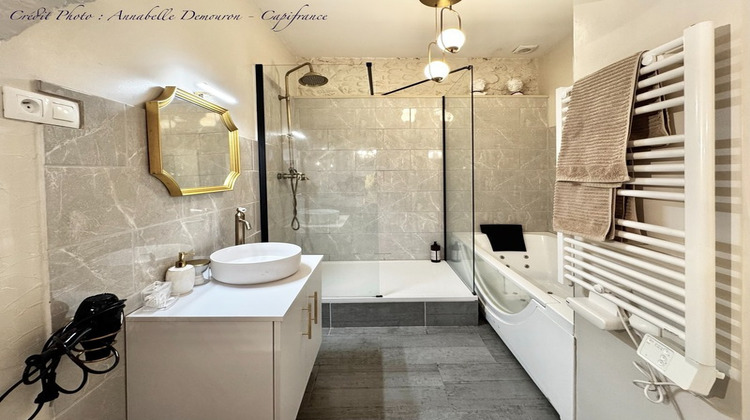 Ma-Cabane - Vente Immeuble CHATELGUYON, 137 m²