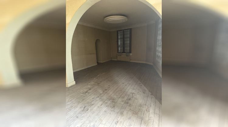 Ma-Cabane - Vente Immeuble Châtellerault, 250 m²