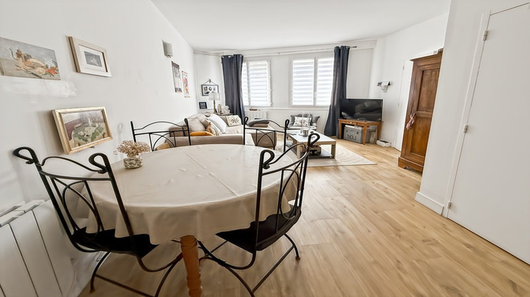 Ma-Cabane - Vente Immeuble CHATELLERAULT, 86 m²
