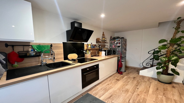 Ma-Cabane - Vente Immeuble CHATELLERAULT, 120 m²