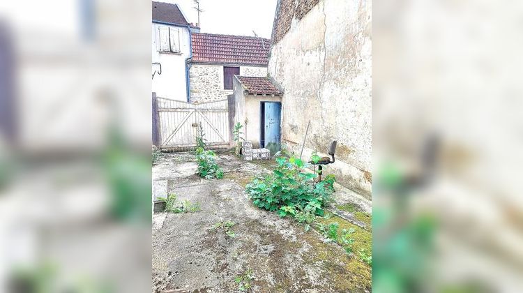 Ma-Cabane - Vente Immeuble CHAUMES EN BRIE, 129 m²