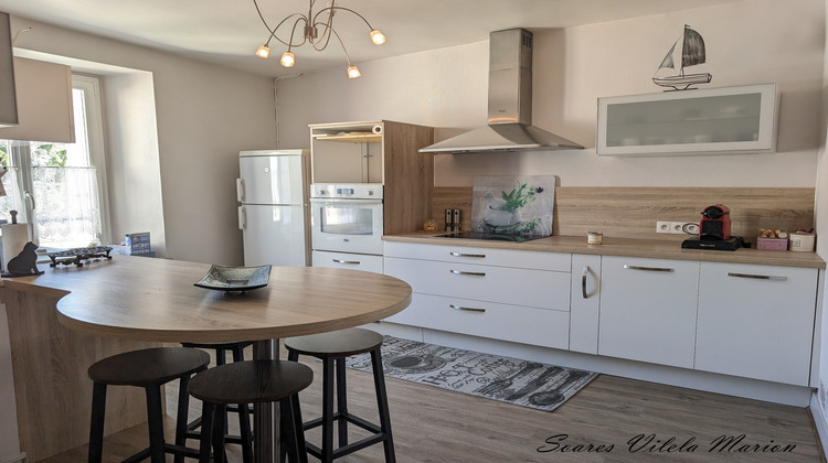 Ma-Cabane - Vente Immeuble CHAUMES EN BRIE, 189 m²