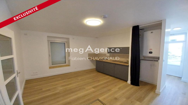 Ma-Cabane - Vente Immeuble CHAVAGNES EN PAILLERS, 400 m²