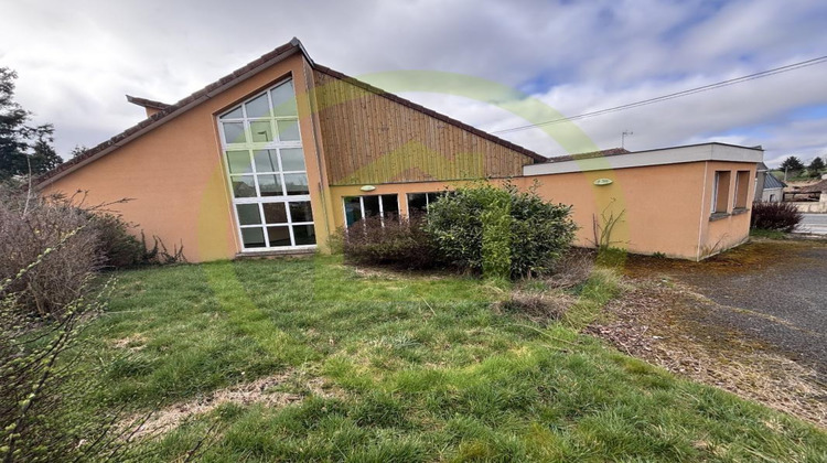 Ma-Cabane - Vente Immeuble CHENERAILLES, 244 m²