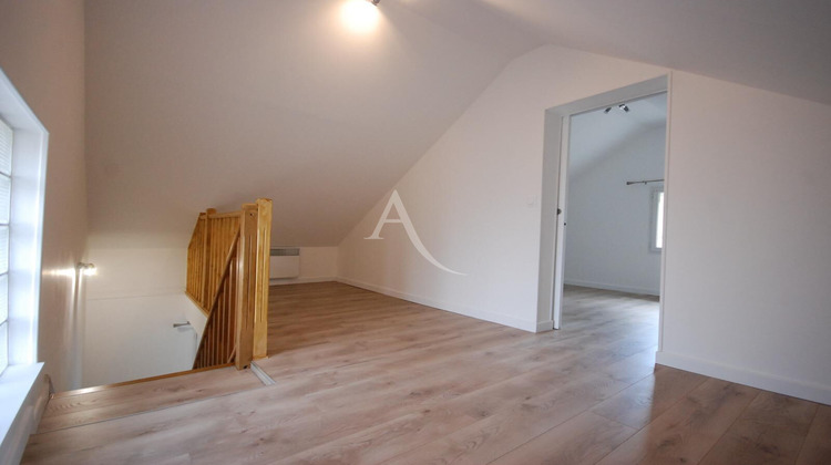 Ma-Cabane - Vente Immeuble CHEVRY-COSSIGNY, 110 m²