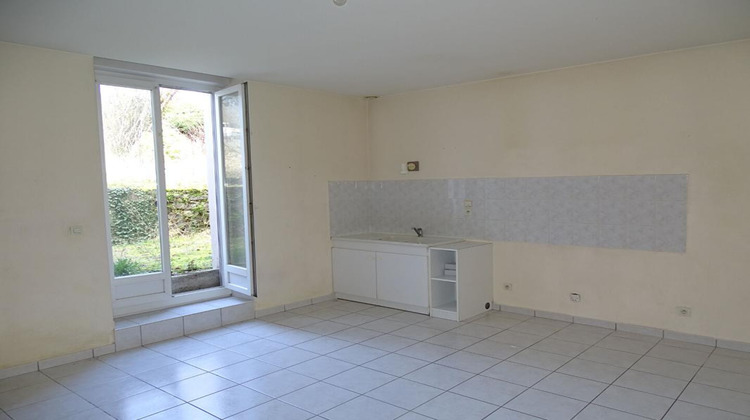 Ma-Cabane - Vente Immeuble CLAIRVAUX LES LACS, 339 m²