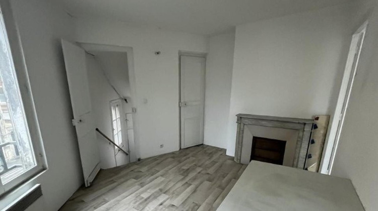 Ma-Cabane - Vente Immeuble Clermont, 75 m²