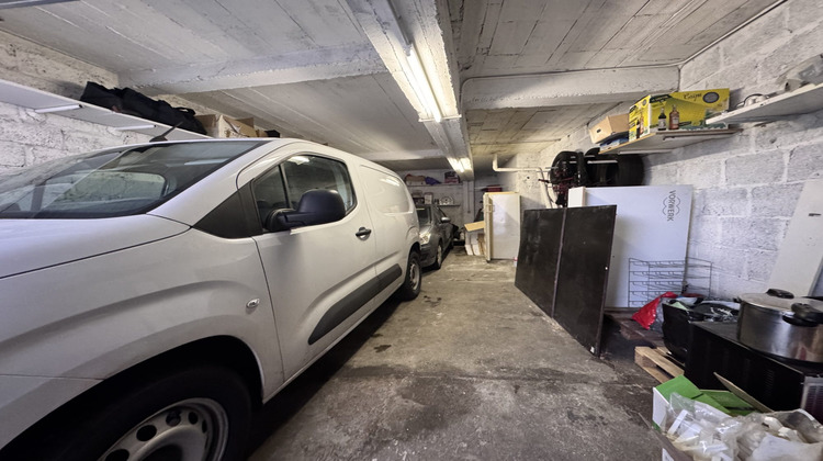 Ma-Cabane - Vente Immeuble Clermont-Ferrand, 210 m²