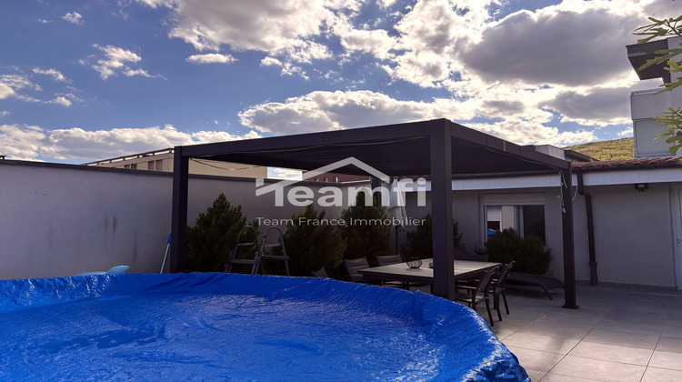 Ma-Cabane - Vente Immeuble Clermont-Ferrand, 242 m²