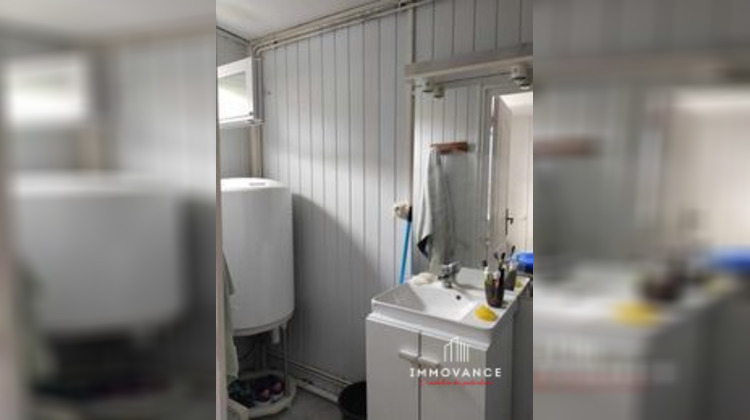 Ma-Cabane - Vente Immeuble Clermont-l'Hérault, 215 m²