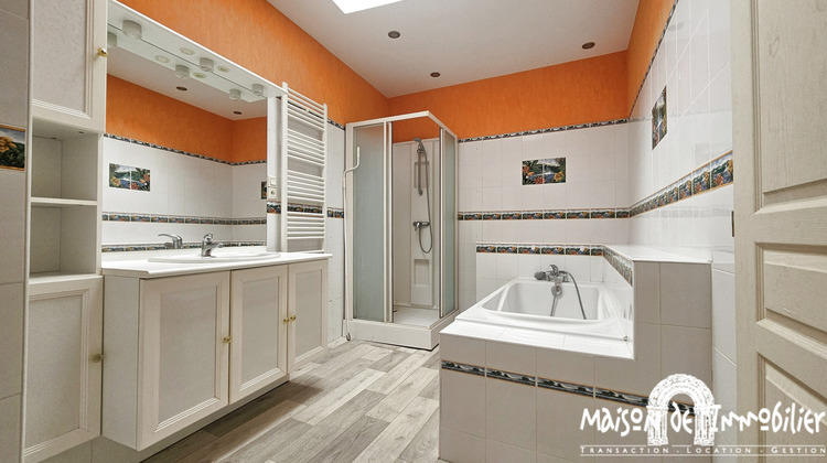 Ma-Cabane - Vente Immeuble Cognac, 335 m²