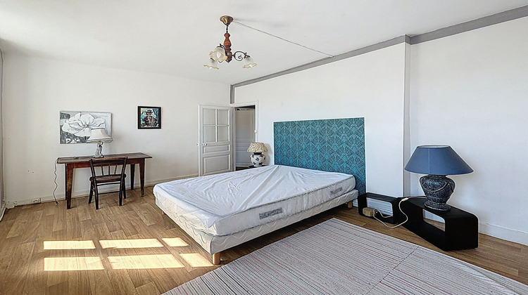 Ma-Cabane - Vente Immeuble COMPREIGNAC, 206 m²