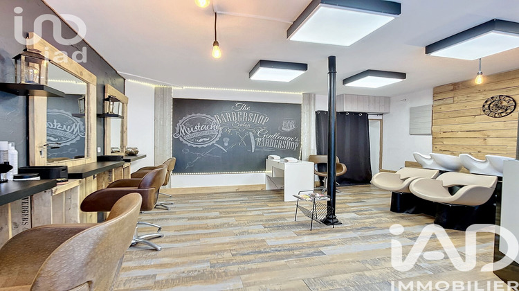 Ma-Cabane - Vente Immeuble Condé-Sainte-Libiaire, 216 m²