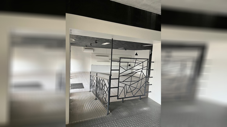 Ma-Cabane - Vente Immeuble Confolens, 1000 m²