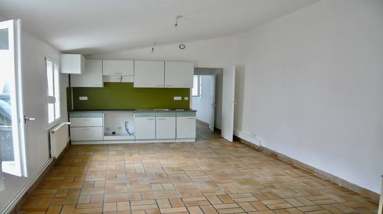 Ma-Cabane - Vente Immeuble CORBEIL-ESSONNES, 331 m²
